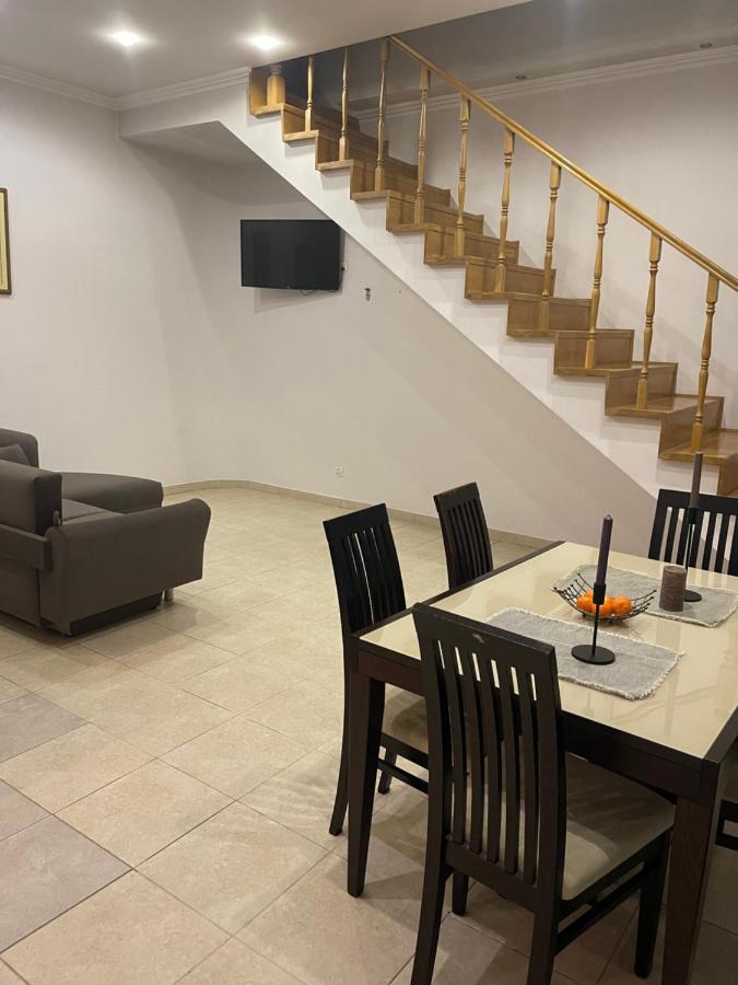 Apartment Kostyushka リヴィウ エクステリア 写真