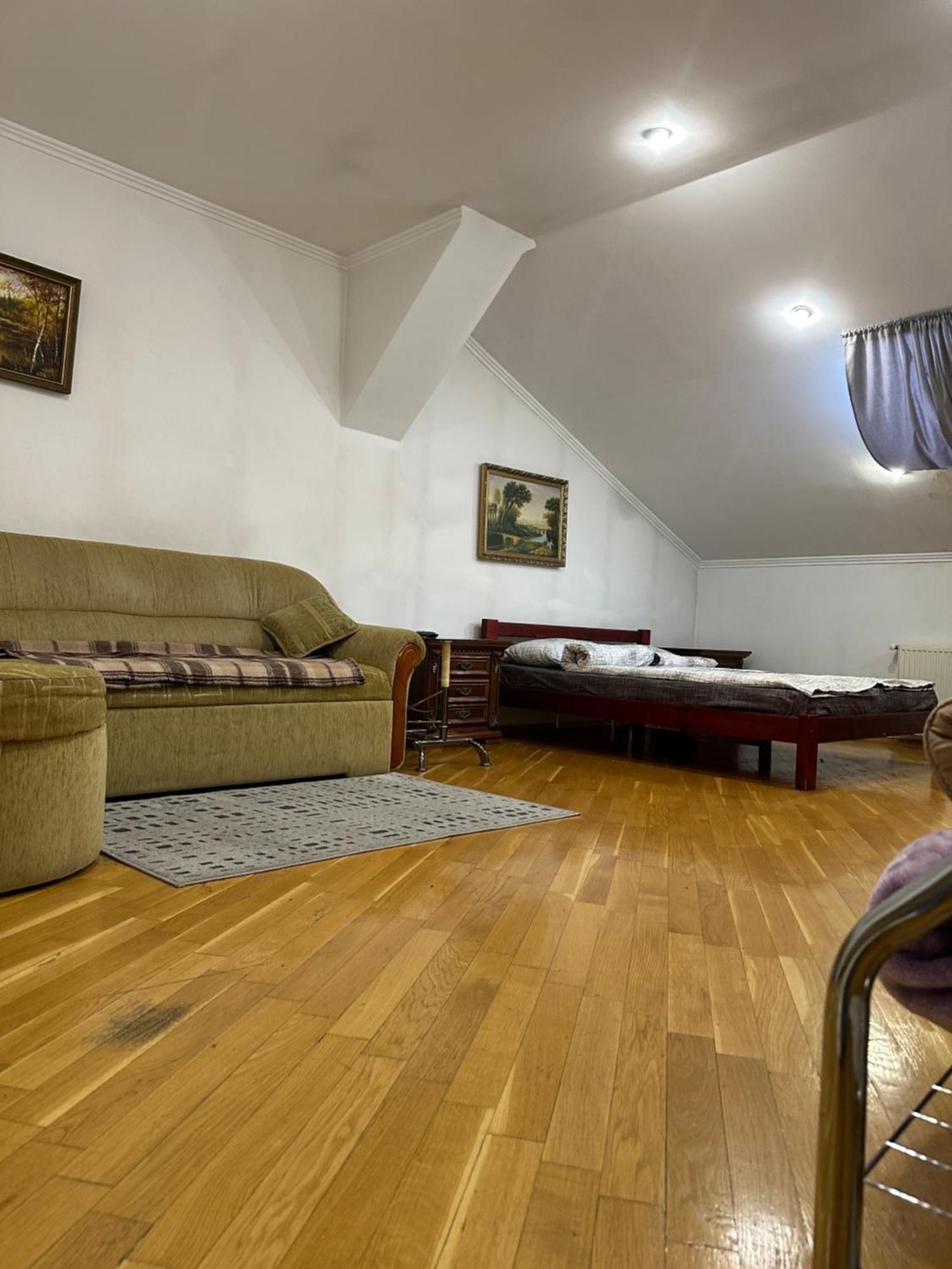 Apartment Kostyushka リヴィウ エクステリア 写真